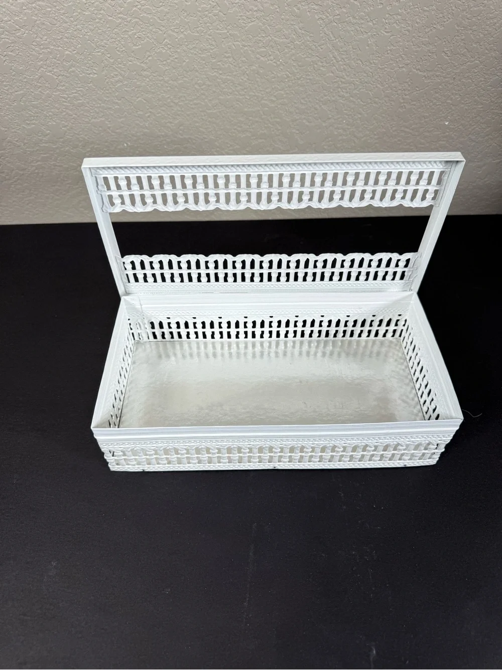 White Metal Tissue Box Cover